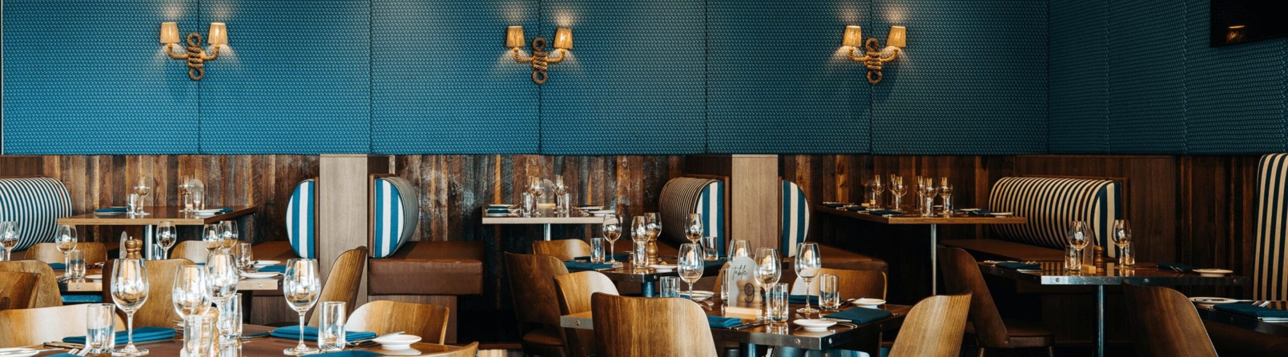 Eat & drink with friends or family at the port lincoln hotel. From casual bites to fine dining, enjoy fresh seafood, local produce, and oceanfront vibes.